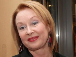Актрису Ларису Удовиченко госпитализировали с переломом позвоночника