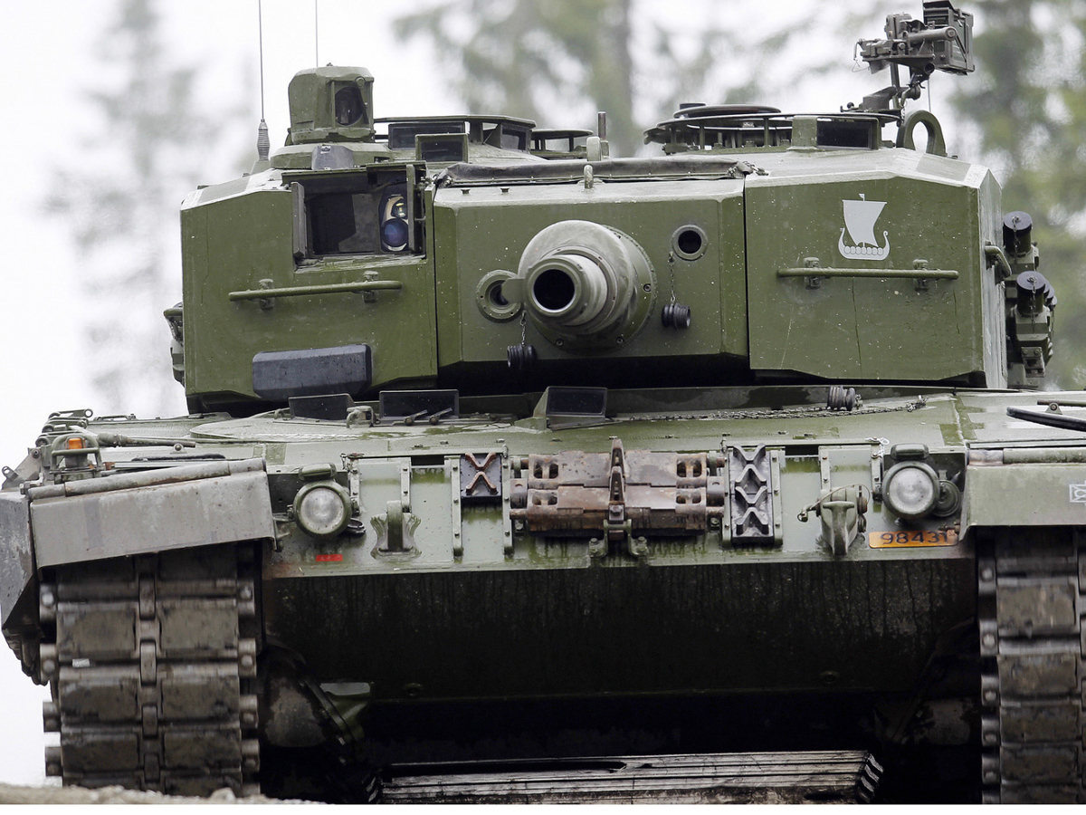 Польша отправила танки Leopard 2A4 на Украину