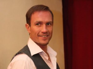 Роман Костомаров