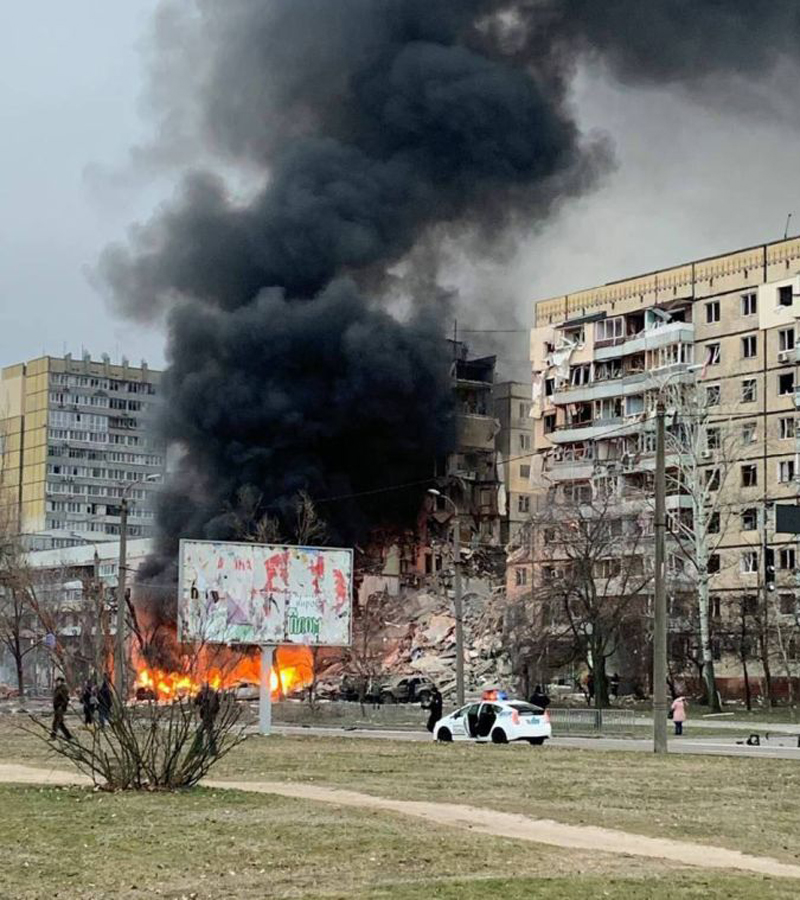 Арестович признался, что жилая многоэтажка в Днепре была разрушена в результате действий ПВО Украины: 12 погибших (ФОТО)