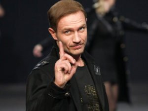 Роман Костомаров