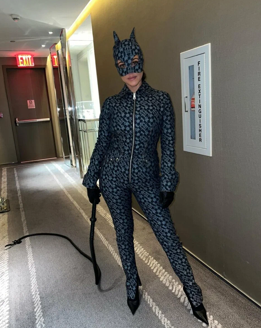 Самые провальные образы звёзд за 2022 год