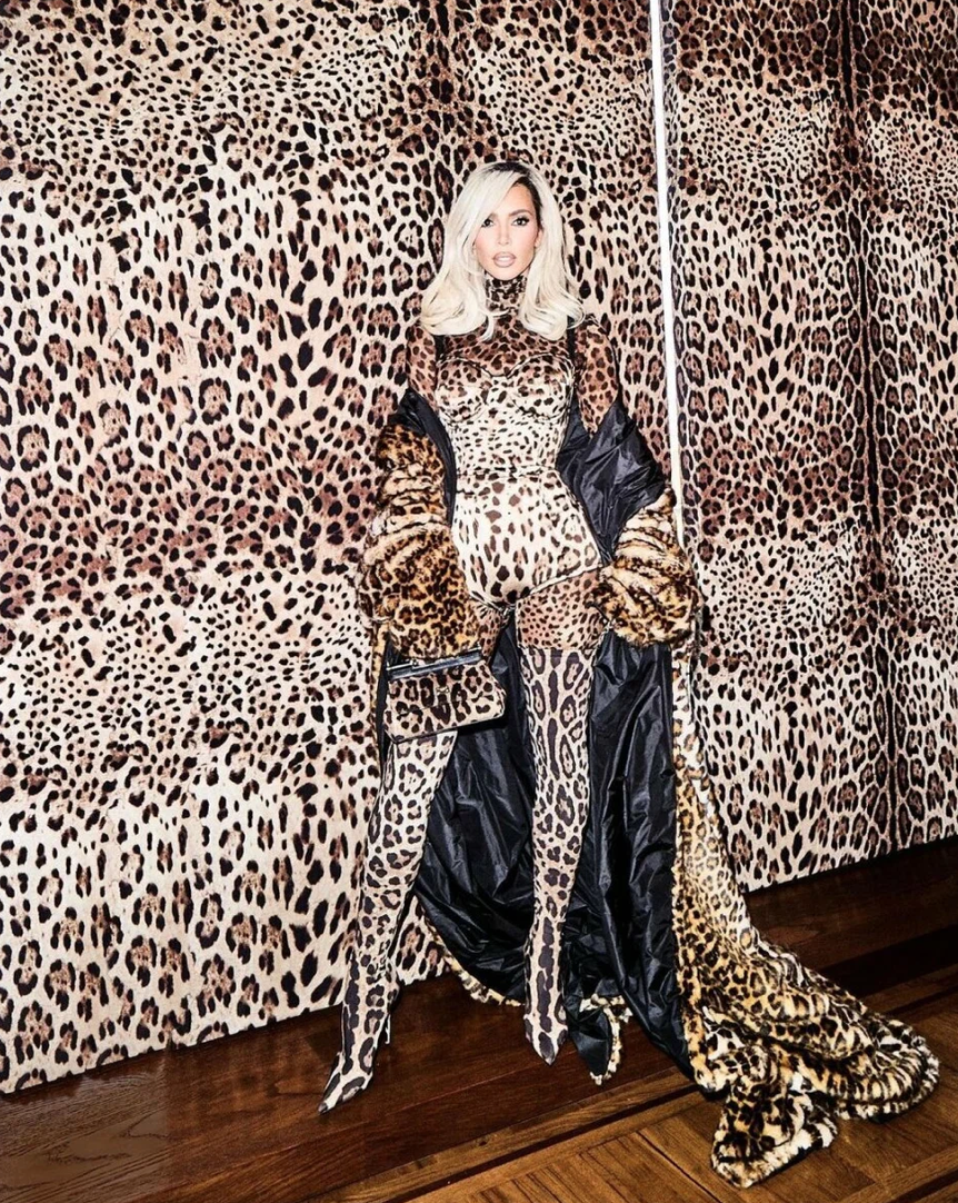 Самые провальные образы звёзд за 2022 год