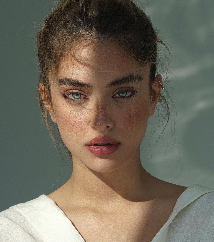 20 женщин, которых признали самыми красивыми в 2022 году