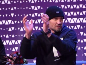 Роман Костомаров