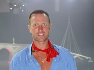 Роман Костомаров