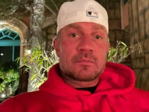 Роман Костомаров