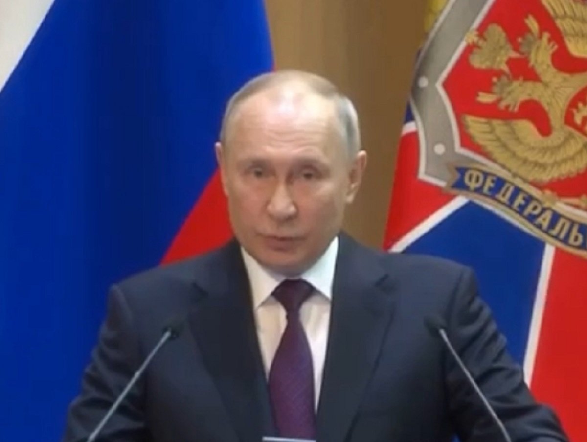 «Пресекать мразь на Земле»: Путин жестко высказался на коллегии ФСБ