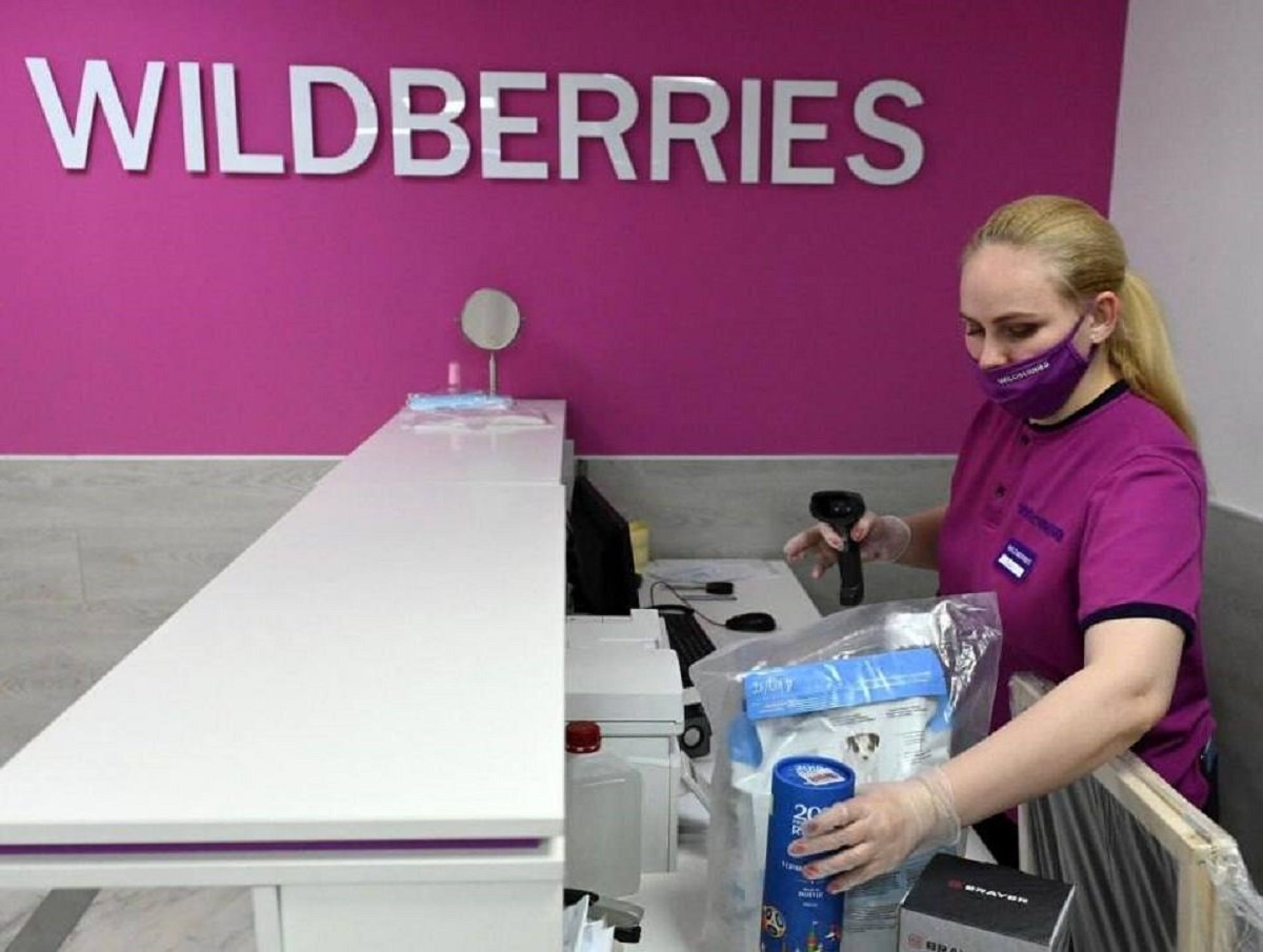 Wildberries начал продавать пакеты, возмутив россиян