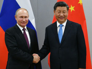 В США заметили тревожную деталь на встрече Путина и Си Цзиньпина