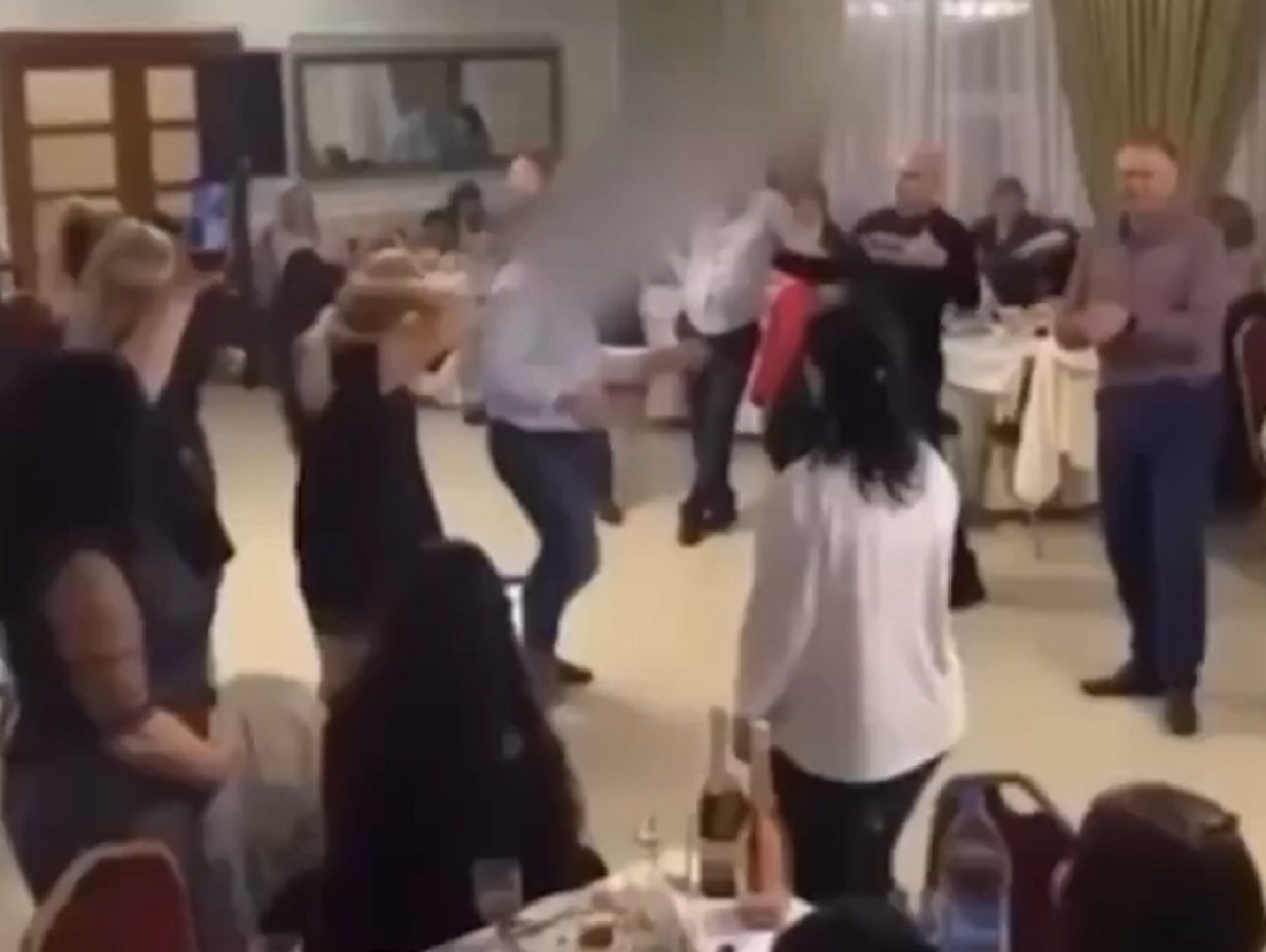 Видео с танцами военкома Одесской области под русский хит опубликовали в Сети