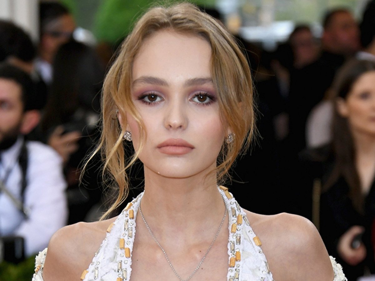 Дочь джонни деппа. Дочь ванессы паради и джонни. Дочь ванессы паради и джонни депп. Дочь ванессы паради и джонни. Дочь ванессы паради и джонни.