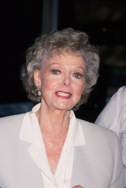 Актеры-долгожители, которые снимались поcле своего 90-летия