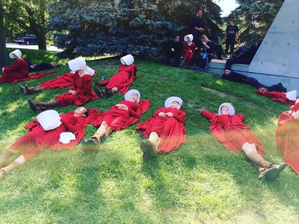 Закадровые снимки со съемок известных фильмов