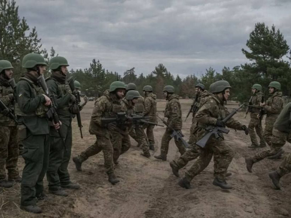 Киев почти сформировал 12 ударных бригад для наступления в мае
