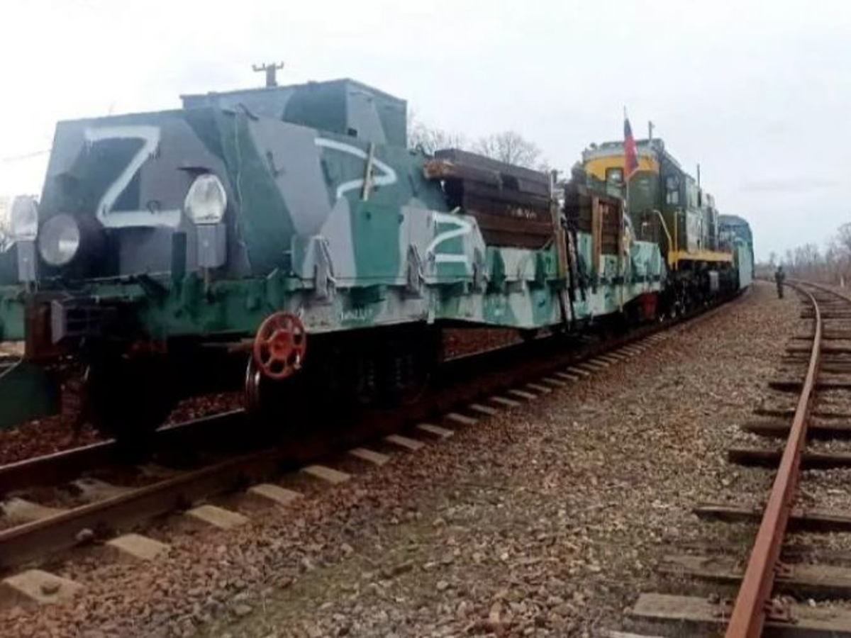 Минобороны России показало боевую работу бронепоезда в зоне СВО