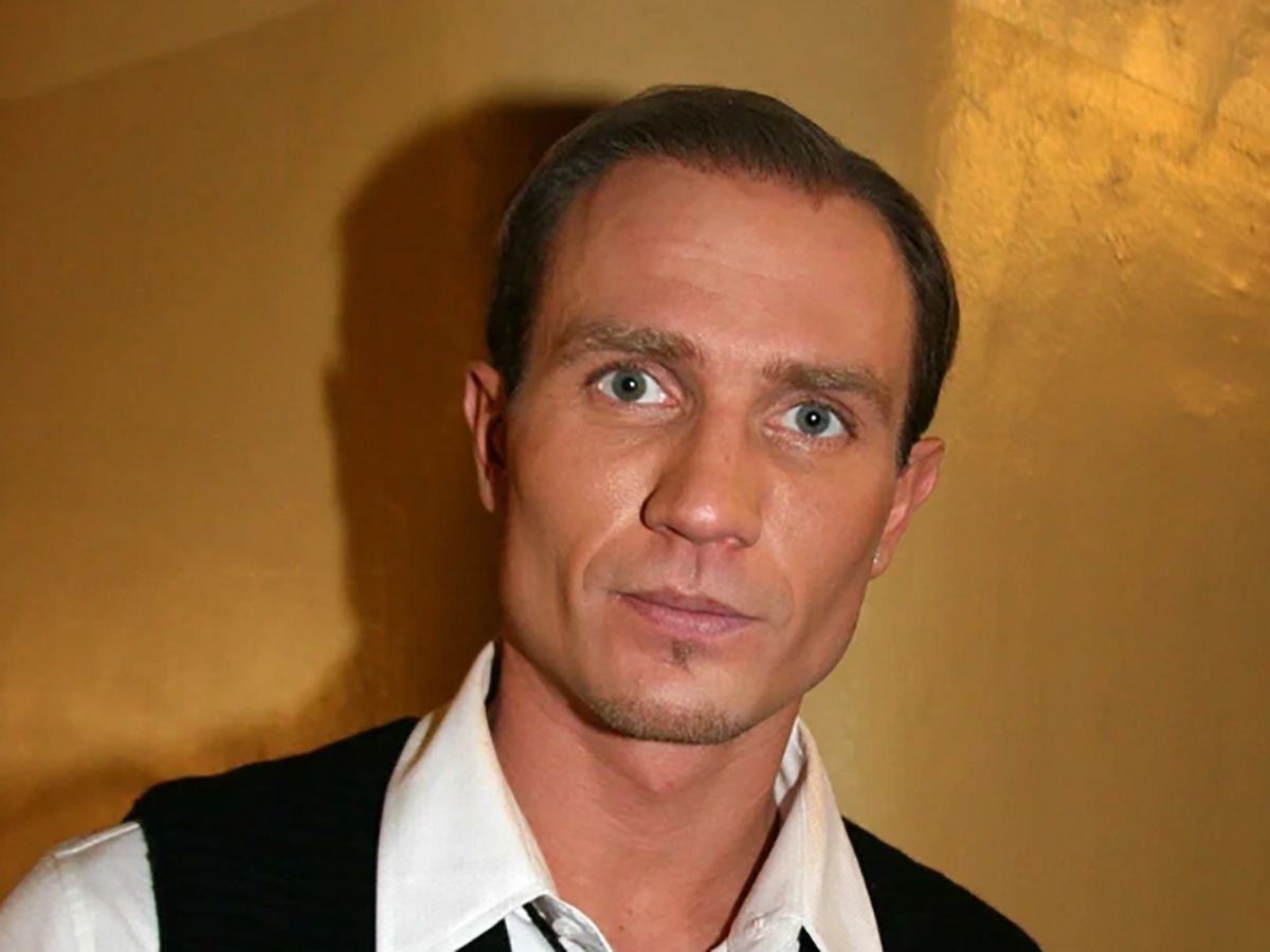 Роман Костомарова
