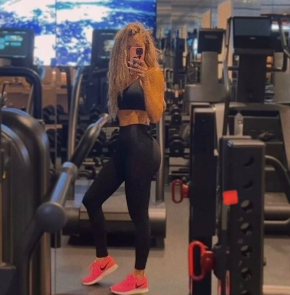 Звезды, которые регулярно занимаются в спортзале