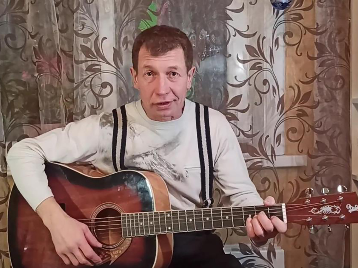 Считавшийся год пропавшим автор “Уральских пельменей” Игорь Истомин погиб в зоне СВО