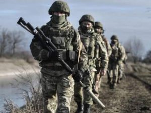 K granice Belgorodskoj oblasti styagivayut tysyachi bojcov