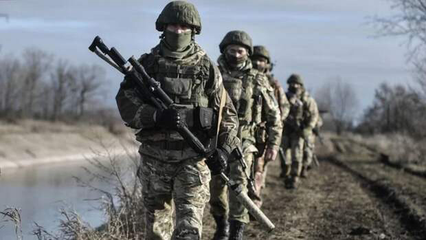 “Ждут отмашки”: к границе Белгородской области стянуто 3 000 бойцов (ВИДЕО)