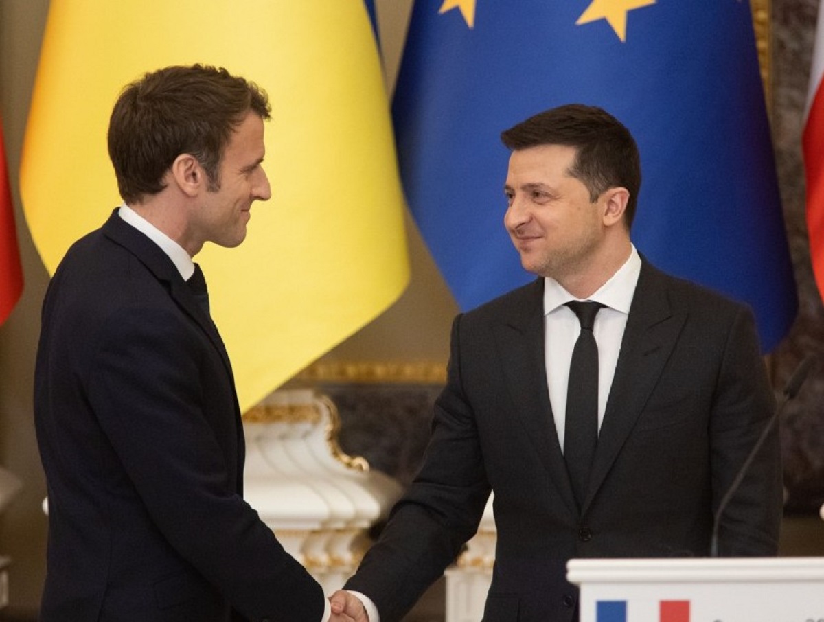«Цирк Зеленского»: посол Украины потребовал извинений от Франции за оскорбления
