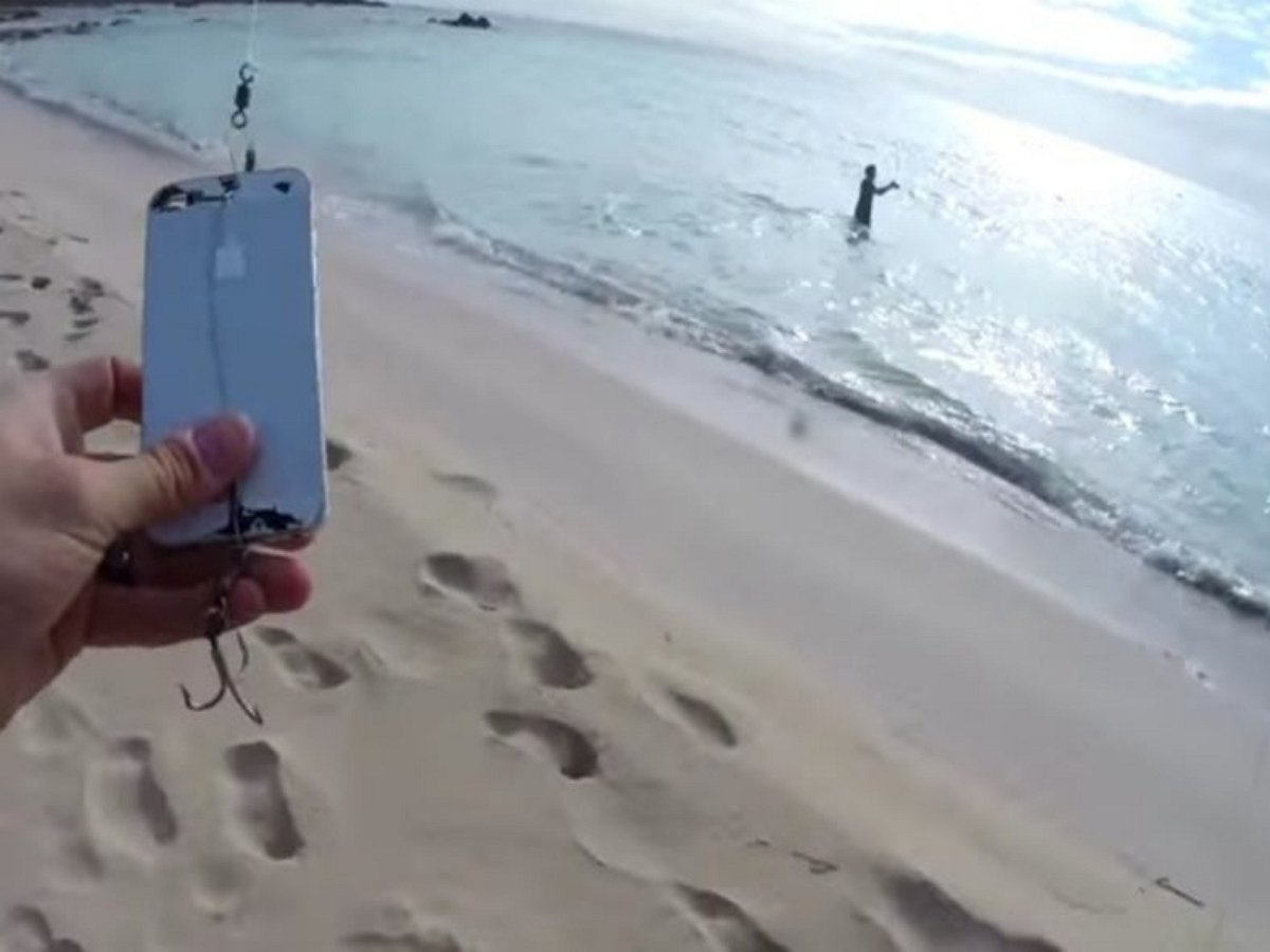 Настоящие рыболовы ловят на iPhone 6