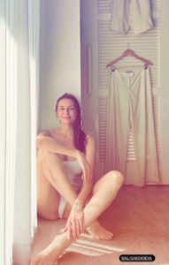 Красивые голые полненькие девушки раздвинули ножки (92 фото) - порно и эротика поселокдемидов.рф