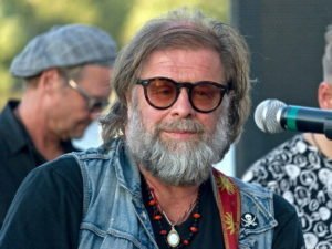 Минюст России признал Гребенщикова* и Караулова* иноагентами