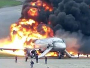 Пилот сгоревшего в Шереметьево SSJ100 получил шесть лет колонии