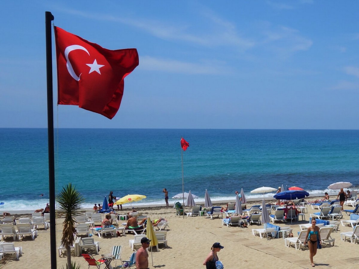 Турция отдых опасно. Турция ё. Турция 2021. Турция туризм. Туристы в Турции.
