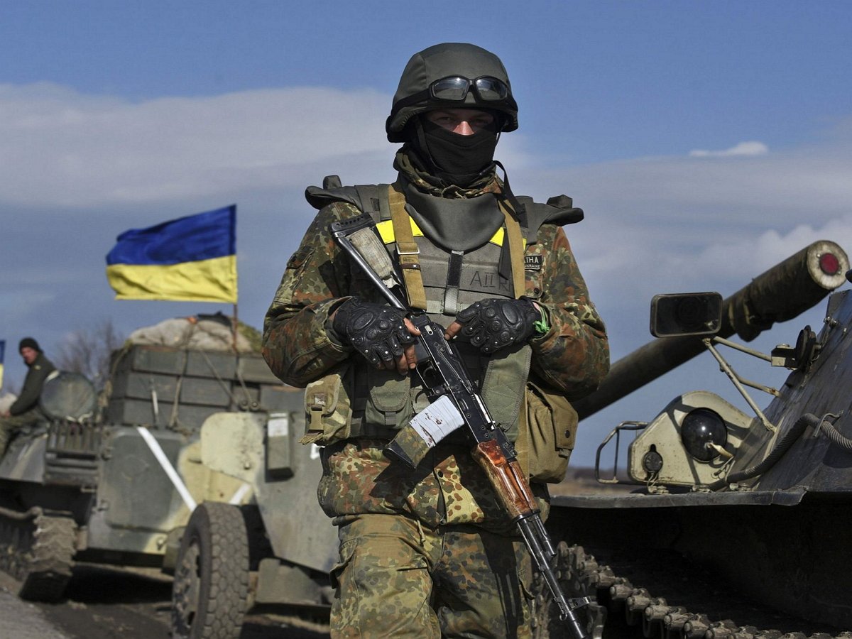 Названо главное направление удара ВСУ в ходе контрнаступления: Киев уже стягивает войска к границам РФ (ВИДЕО)
