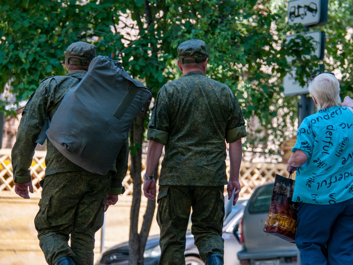 В Киеве объявили всеобщую мобилизацию: под ружье поставят до 90 тысяч человек