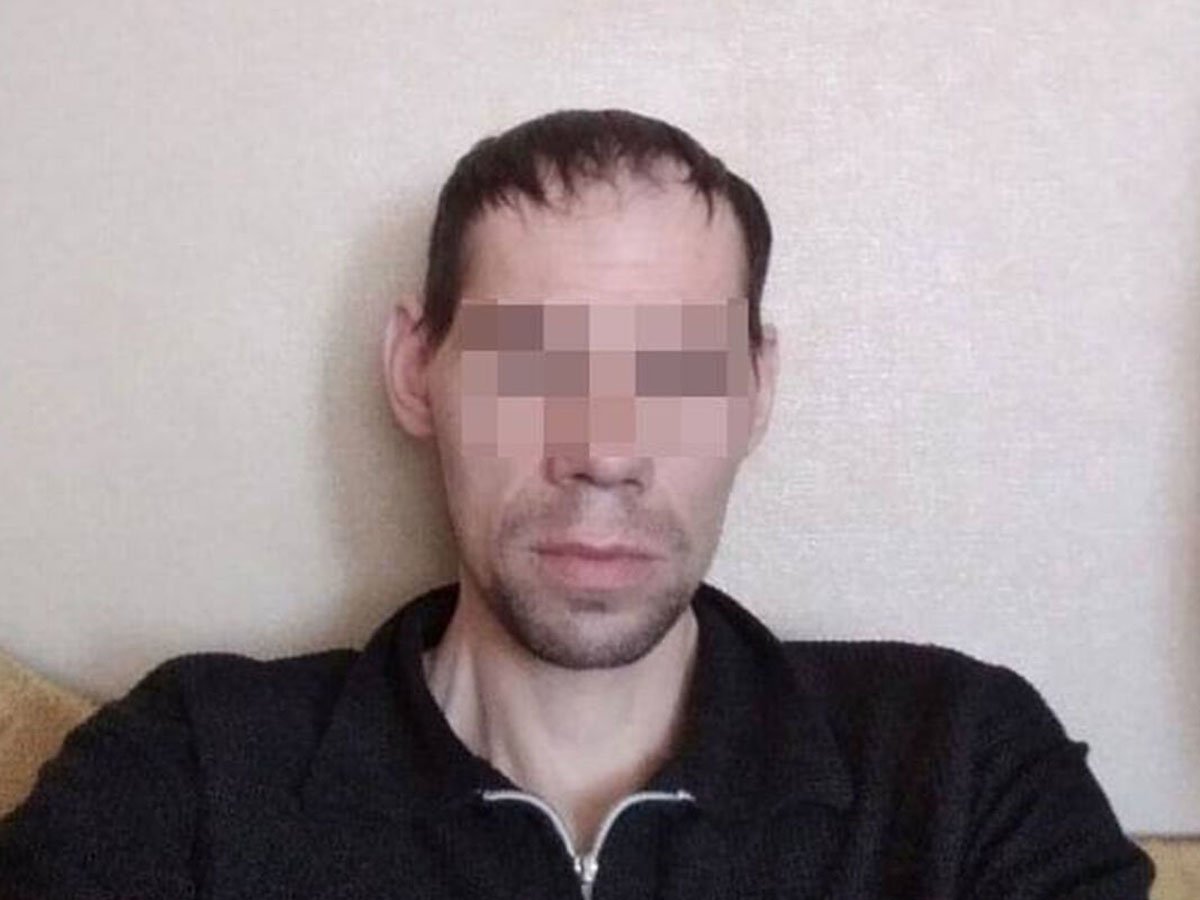 Мужчина отомстил за отказ принять его к ЧВК «Вагнер», разгромив могилы “музыкантов” в Кирове Мужчина отомстил за отказ принять его к ЧВК «Вагнер», разгромив могилы “музыкантов” в Кирове