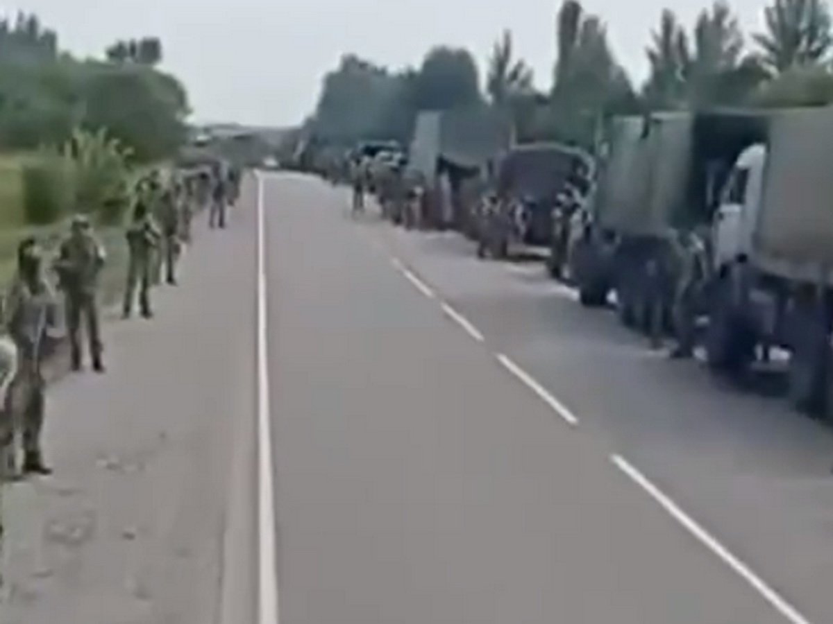 Огромную колонну военной техники ЧВК “Вагнер” засняли на пути в Беларусь?