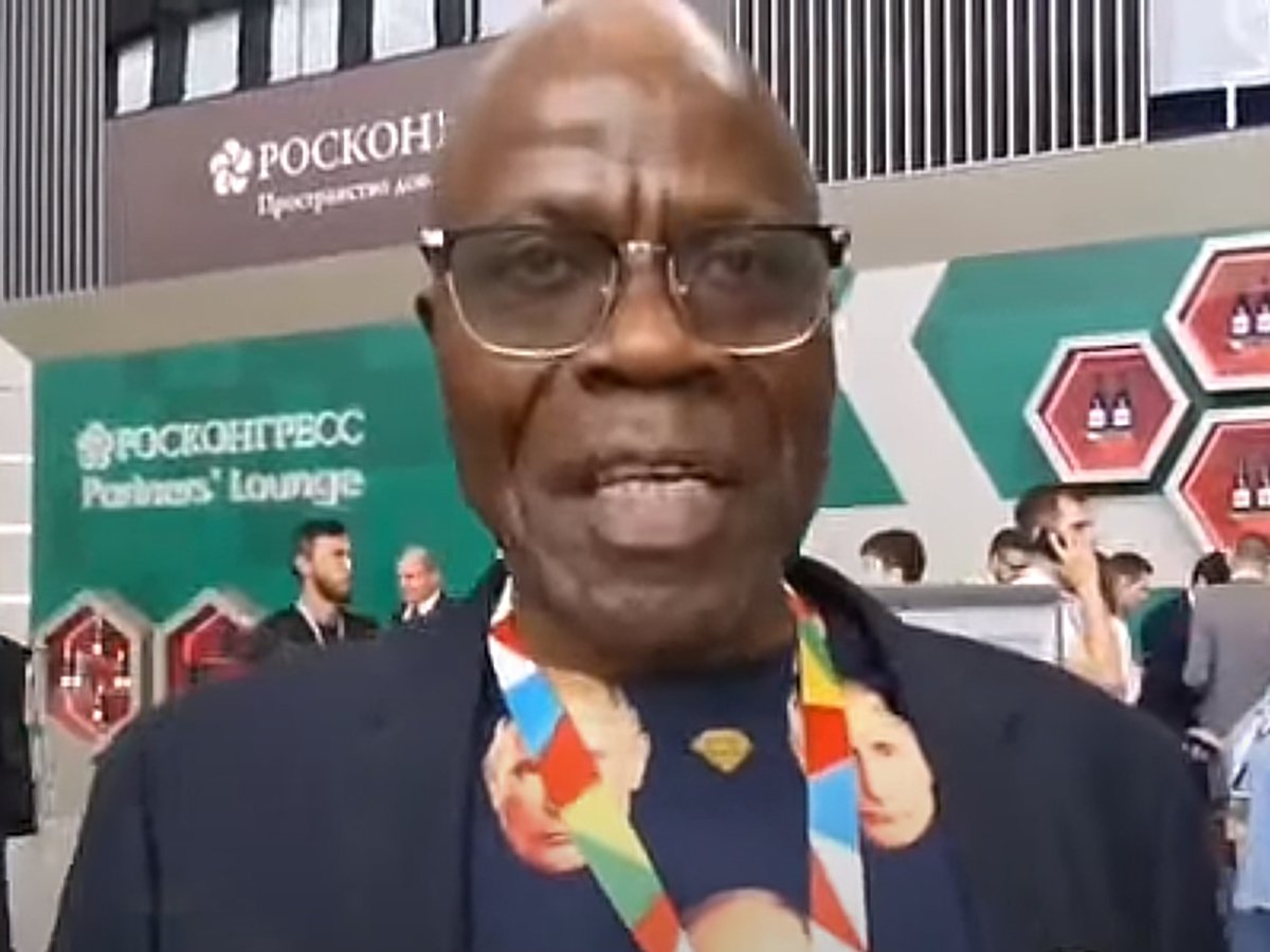 Посол Гвинеия