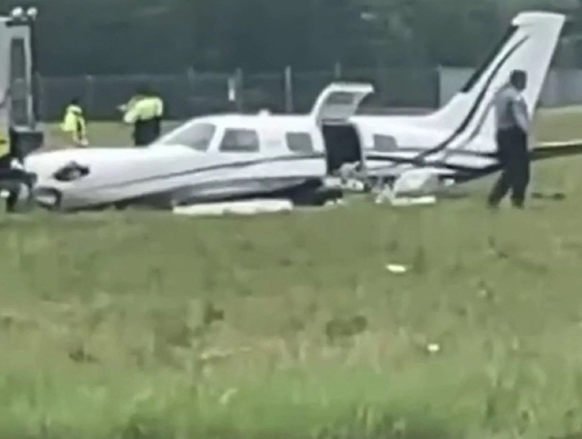 В США пассажирка посадила самолет из-за потерявшегося сознания пилота
