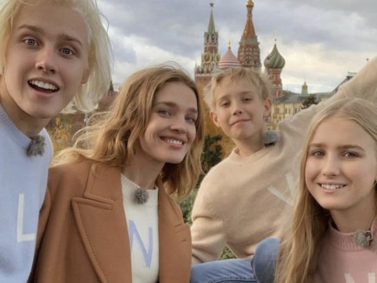 Звездные мамочки, которые родили больше 3-х детей и сумели сделать карьеру