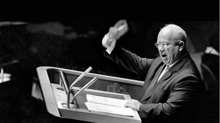 Знаменитые фото, облетевшие интернет, которые оказались фейком