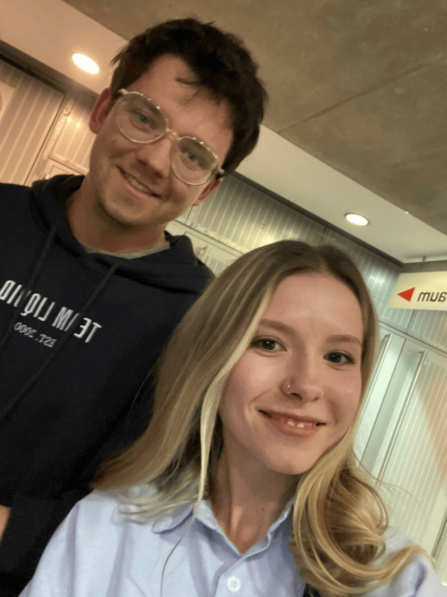 Пользователи Twitter похвастались селфи со знаменитостями