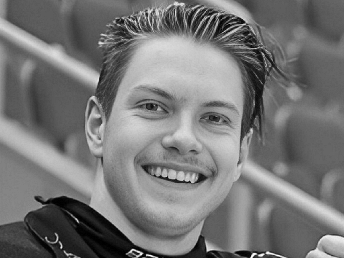 От укуса клеща скончался 17-летний чемпион по хоккею Евгений Хвалько