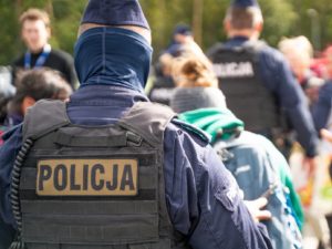 В Польше задержали двух россиян, которые распространяли агитматериалы ЧВК «Вагнера»