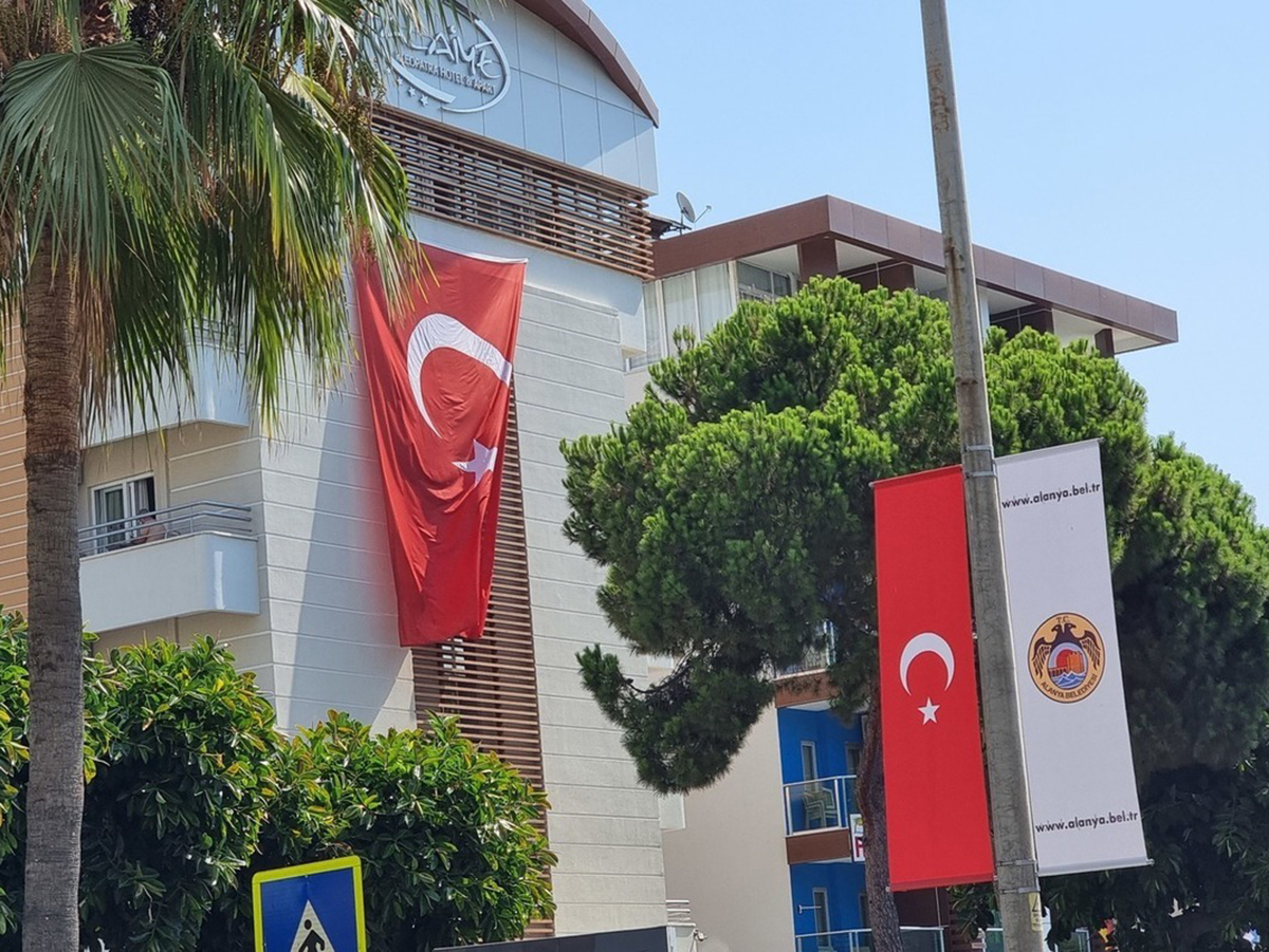 Турция отель 100 российских детей выселили из отеля
