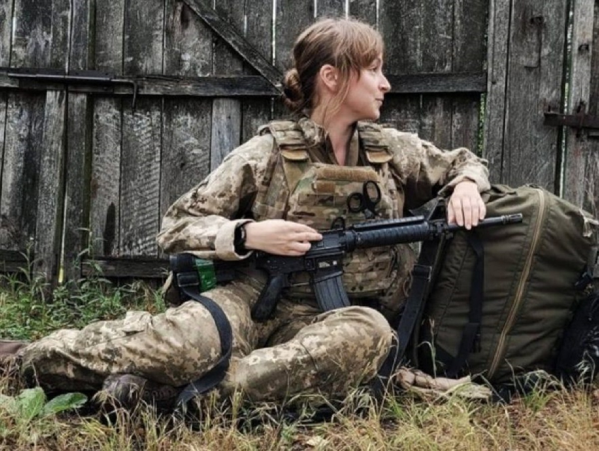 «Застрелили на дуэли»: женщина-снайпер ВСУ, награжденная Залужным, ликвидирована в зоне СВО
