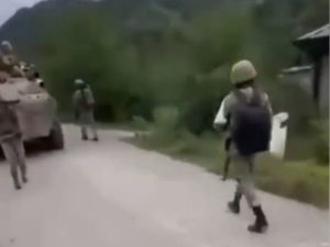 Расстрел солдатами домов армян в Нагорном Карабахе попало на видео