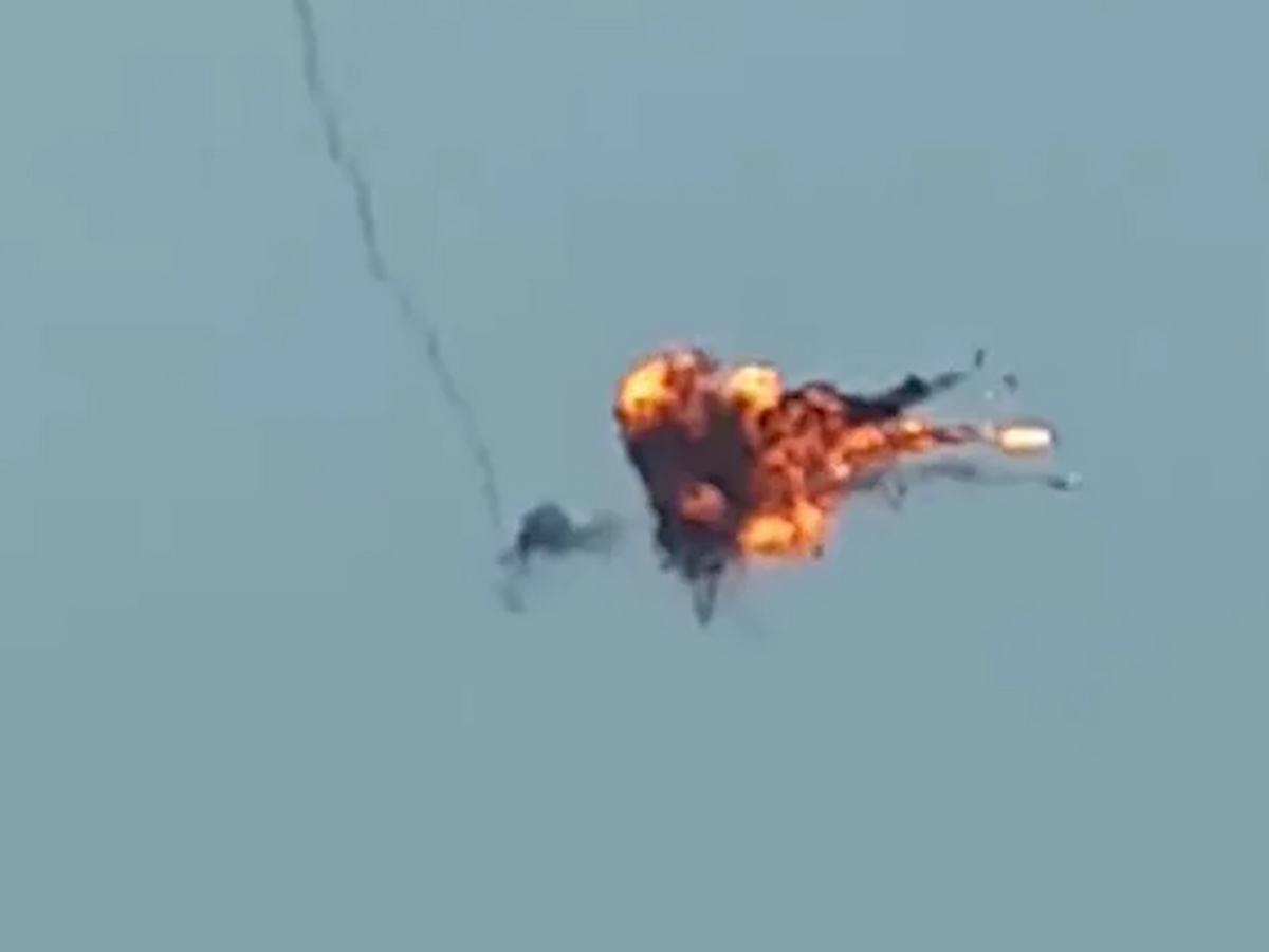 Крым атаковали 11 дронов-камикадзе и 5 беспилотных катеров (ВИДЕО)