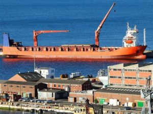 ЮАР опубликовала доклад о заподозренном в перевозке оружия судне Lady R