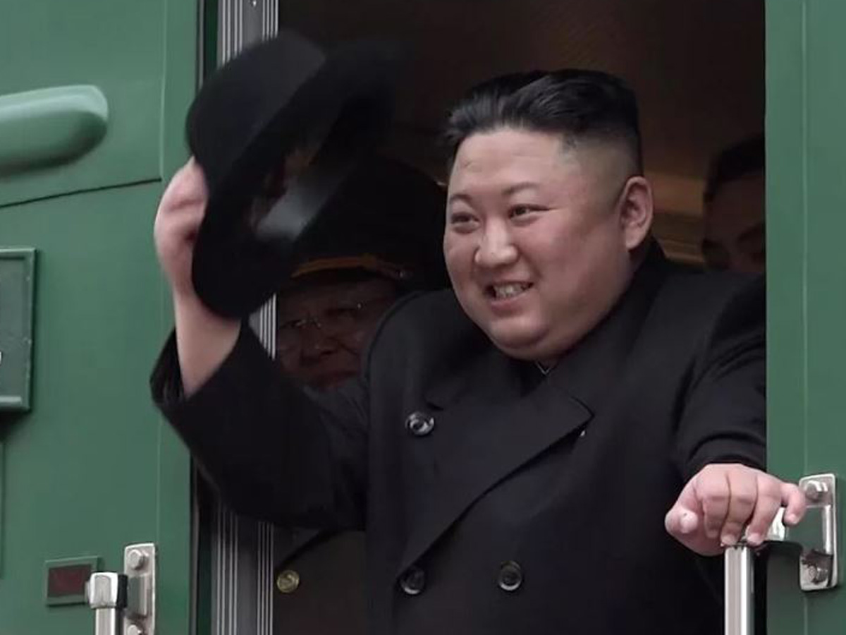 Поезд лидера КНДР Ким Чен Ына прибыл в Россию