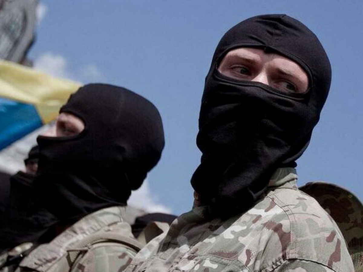 Под Херсоном боевики «Правого сектора»* расстреляли 22 мирных украинца