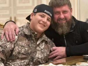 Сыну Кадырова вручили очередной орден